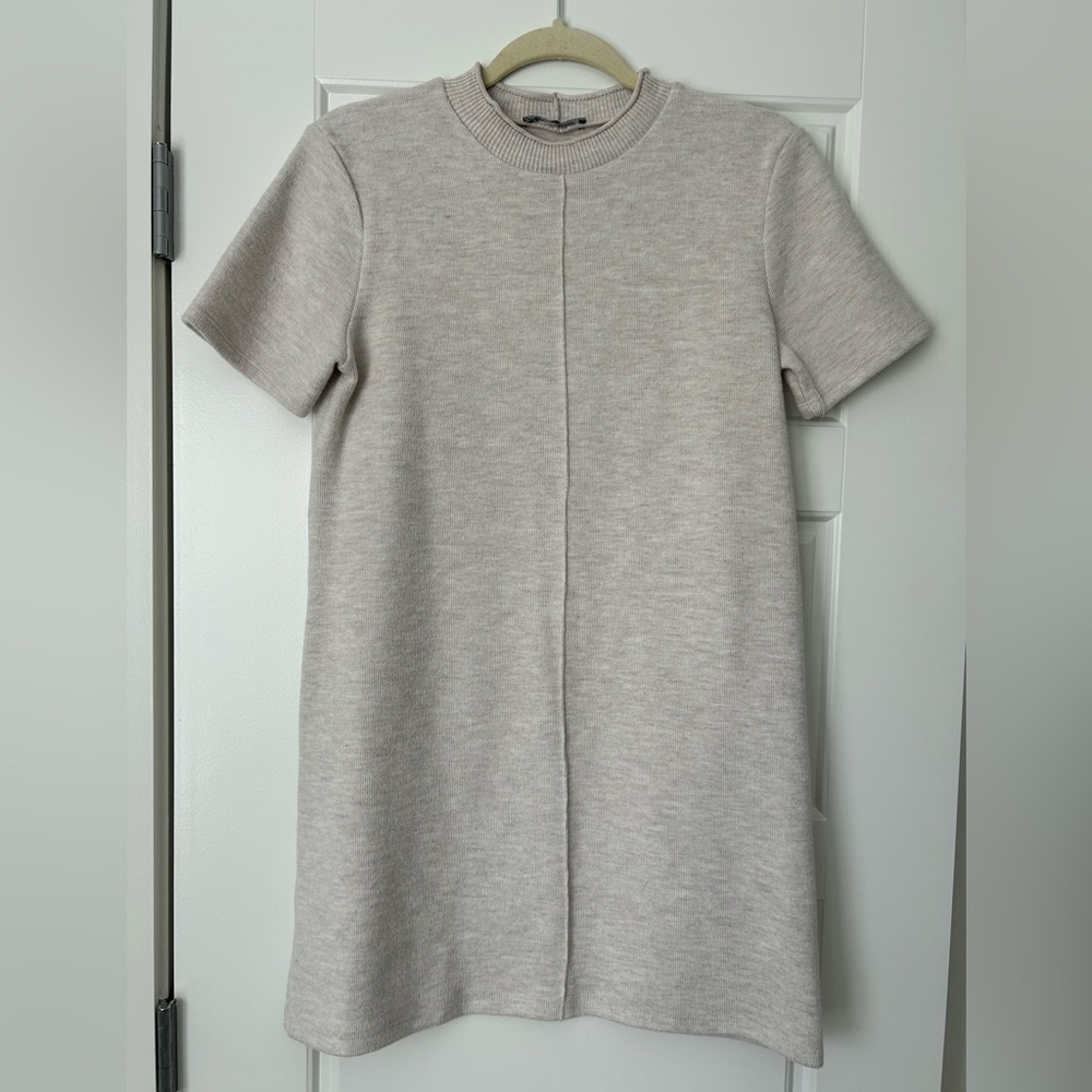 Zara Light Gray Short Sleeve Dress Size S
